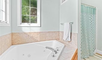 3 Aster Ln, Coventry, RI 02831