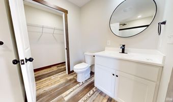 312 E 4th St, Bicknell, IN 47512