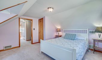 49 N Smith St, Avenel, NJ 07001