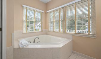 8705 HABITAT Ct, Berlin, MD 21811
