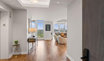 1781 N PIERCE St 1702, Arlington, VA 22209