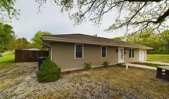 102 W 6th St, Knob Noster, MO 65336