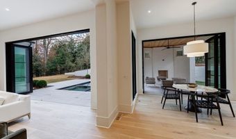 2983 Habersham Ct NW, Atlanta, GA 30305