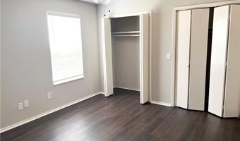 704 SE 4th St C, Bentonville, AR 72712