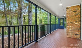 8 Indian Ridge Rd, Asheville, NC 28803