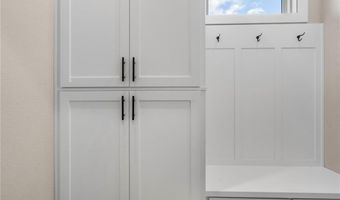4301 S 87th Pl, Bentonville, AR 72713