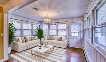 1021 Fremont St, Anoka, MN 55303