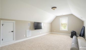 104 Wyatt Dr, Advance, NC 27006