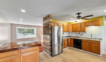 583 Davis Creek Rd, Barboursville, WV 25504