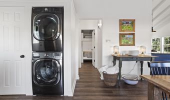 11046 New York St, Bay St. Louis, MS 39520