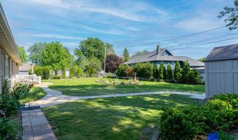 2627 W HEATHER Ave, Appleton, WI 54914