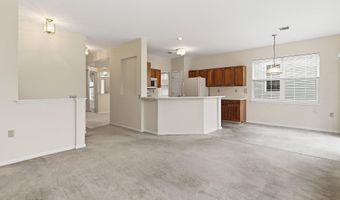 6 Swan Lake Ct, Barnegat, NJ 08005