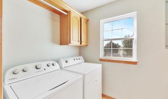 3100 Country Lane Dr, Augusta, KS 67010