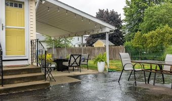 57 Bolton St, Cranston, RI 02920