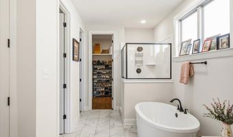 6391 CLARKSON Cir W, Arlington, TN 38002