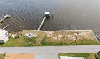 215 River Rd, Arapahoe, NC 28510
