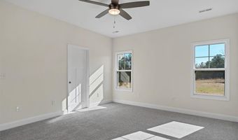 1677 Reservation Rd, Aberdeen, NC 28315