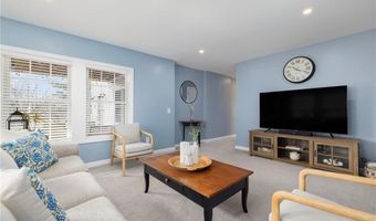14 Hulls Ct, Jamestown, RI 02835