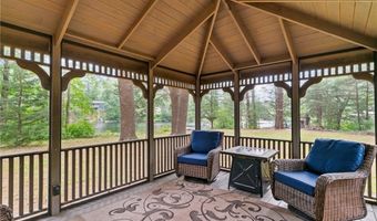 95 Lakehurst Dr, Coventry, RI 02816