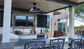23475 Trappers Hollow Rd, Alpine, CA 91901