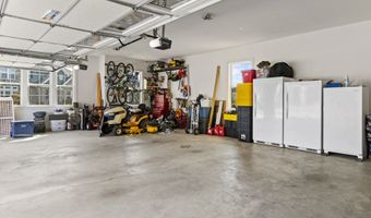 5818 Oakmont Blvd, Bargersville, IN 46106