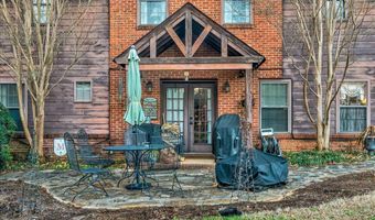 1670 Church St, Appomattox, VA 24522