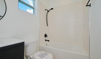 23041 Roundtree Ave E, Alva, FL 33920