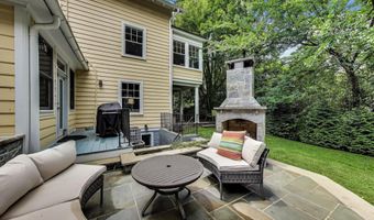 5809 GROSVENOR Ln, Bethesda, MD 20814