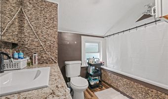 912 Hunt St, Akron, OH 44306