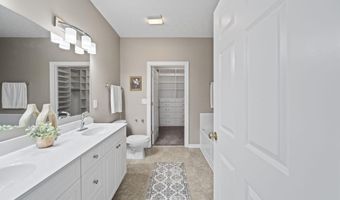 5939 Naughten Pond Dr, Columbus, OH 43213