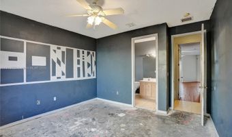 140 NE 7th St, Belle Glade, FL 33430
