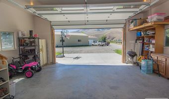 504 N Hwy 93, Carmen, ID 83462