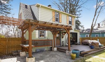 1732 Jackson Ave, Ann Arbor, MI 48103