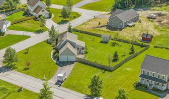 174 Rolling Meadow Dr, Bangor, ME 04401