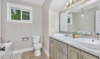 6047 Kennedy Ave, Cincinnati, OH 45213