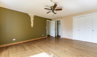 3613 N Old Buffalo Grove Rd, Arlington Heights, IL 60004