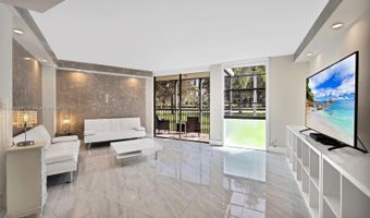 3101 N Country Club Dr 105, Aventura, FL 33180