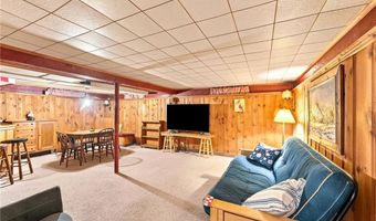 48 Fairway Dr, Cranston, RI 02920