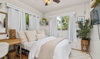 1607 Makiki St B, Honolulu, HI 96822