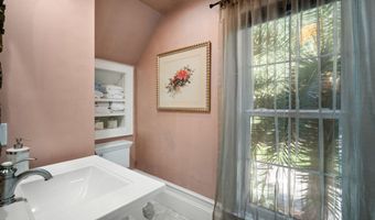 3 Butterfield Ln, Beaufort, SC 29907