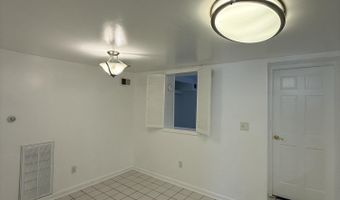 31 Elm St Garden, Albany, NY 12202