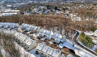 1403 Revere Rd 1403, Danbury, CT 06811