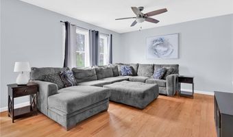 42 Brookside Ave, North Providence, RI 02911