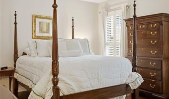 965 Knoll Crest Ct, Alpharetta, GA 30004