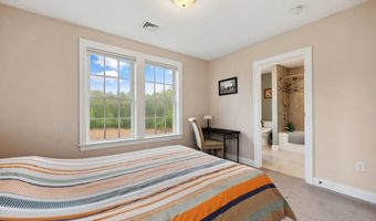 177 Jean Carol Rd, Abington, MA 02351