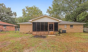 604 Spanish Acres Dr, Bay St. Louis, MS 39520