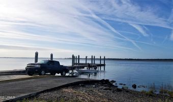 15 Meridian Rd, Beaufort, SC 29907