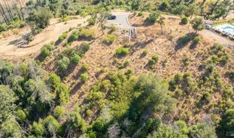 1002 Quietwater Rdg, Santa Rosa, CA 95404