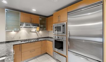 801 KEY Hwy T-65, Baltimore, MD 21230