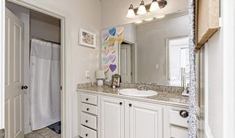 11834 Parkview Ct #D, Baton Rouge, LA 70816